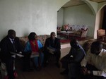 Pr�sentation du projet de la LDM au Pr�fet de la R�gion de l&acute;Ouest Cameroun � Bu�a: cliquer pour aggrandir